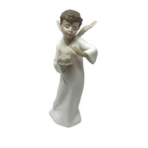 Lladro NAO #1260 1996 Vintage Porcelain Angel with Cake